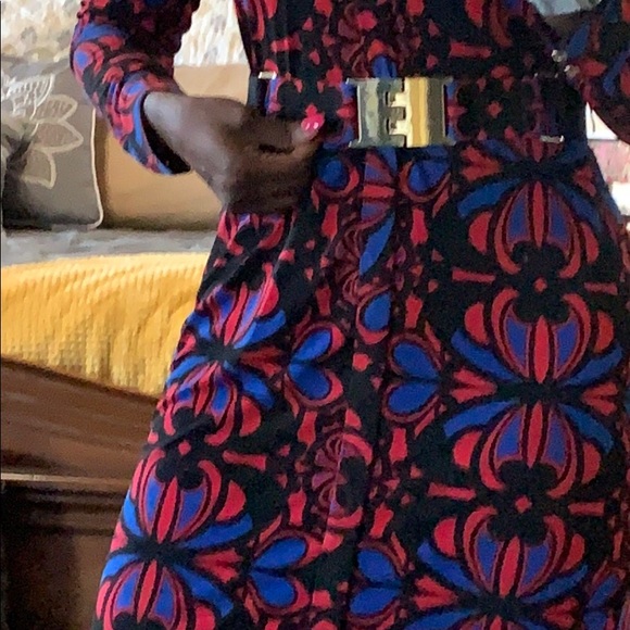 Cache Dress - Picture 2 of 5